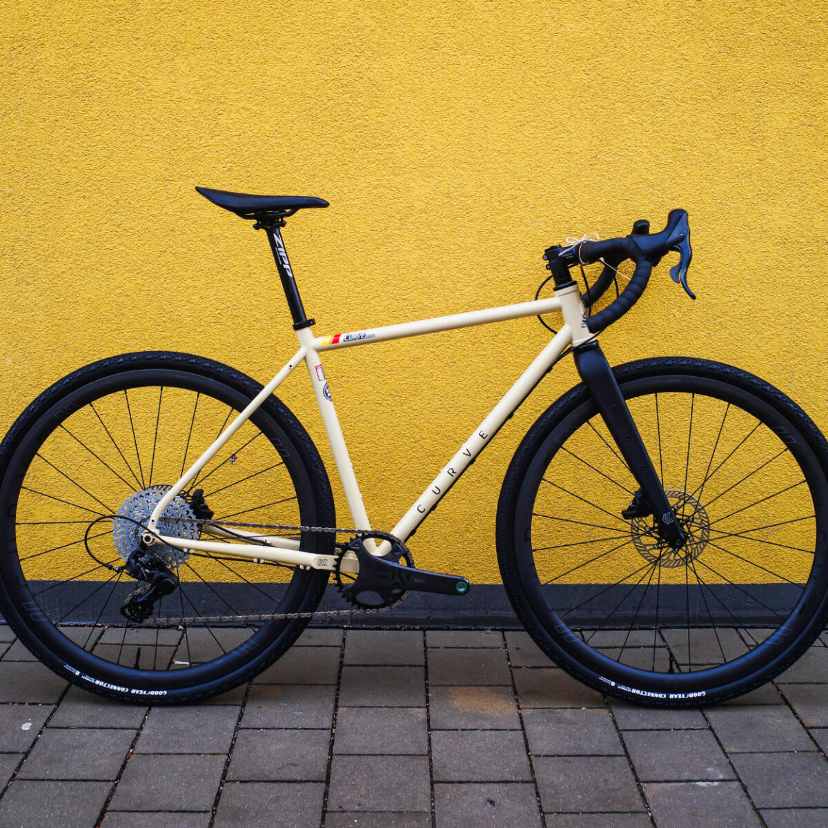 Curve Kevin Of Steel - Komplettrad - Limited Edition Camelcruiser