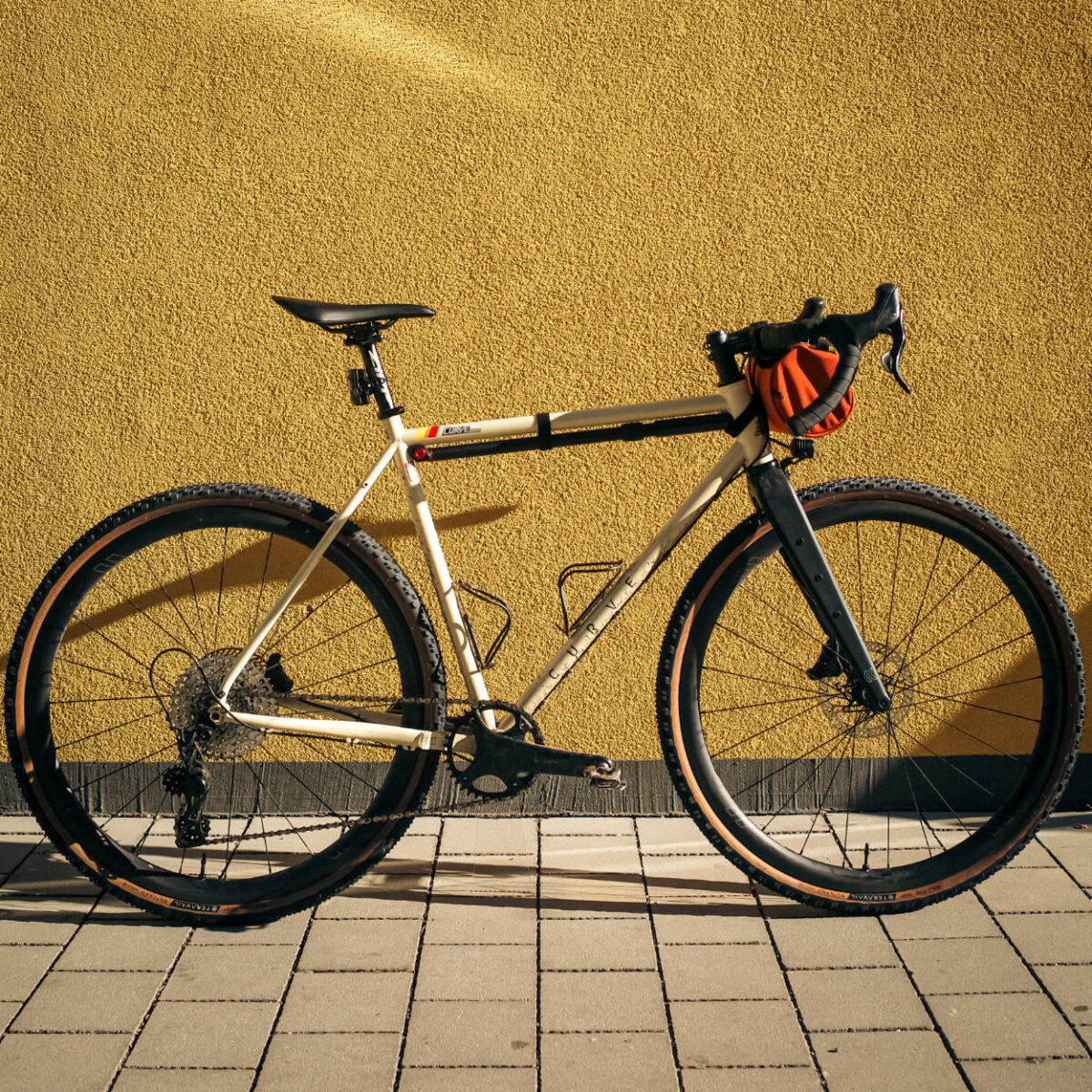 Curve Kevin Of Steel - Komplettrad - Limited Edition Camelcruiser – Bild 2
